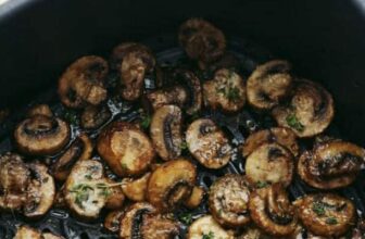 Juicy Garlic Parmesan Air Fryer Mushrooms