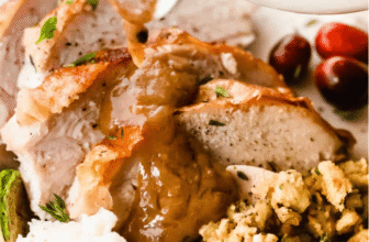 Turkey Gravy from Drippings – Quick and Simple