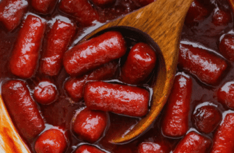 Crockpot Grape Jelly Little Smokies (Easy Game Day Appetizer)