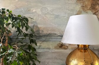Our Gorgeous, Huge Watercolor Wallpaper Mural in the Entryway | Thrifty Decor Chick
